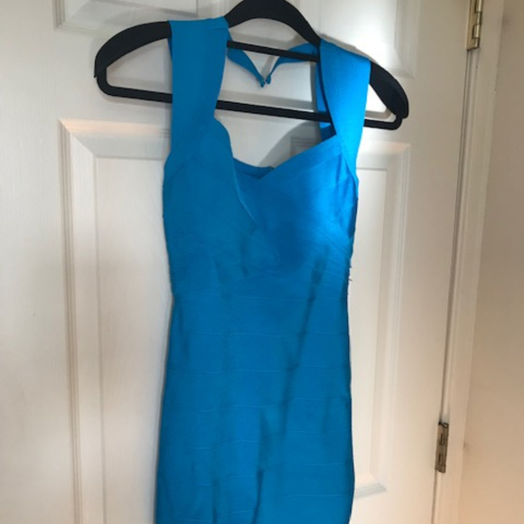 Ladies Sample Dress Spring 2020 - Picture 1 of 3